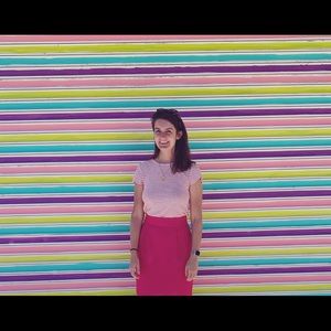 Pink vintage pencil skirt